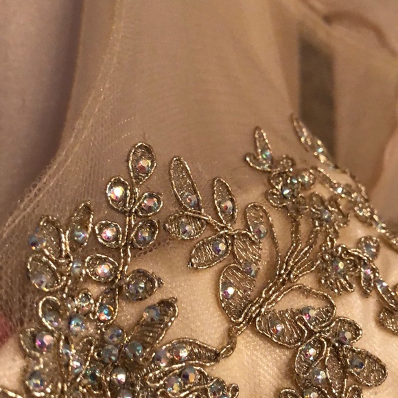 Prom dress - Picture 4 of 8